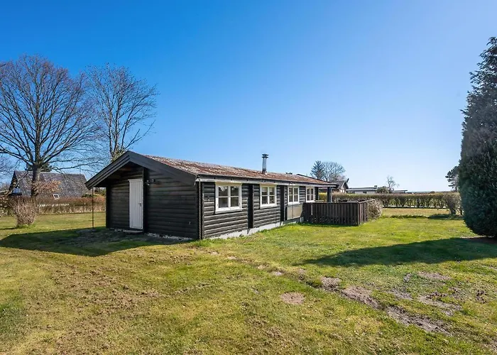 Gorgeous In Rudkobing With Wifi Holiday home Spodsbjerg