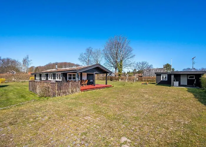 Holiday home Gorgeous In Rudkobing With Wifi *